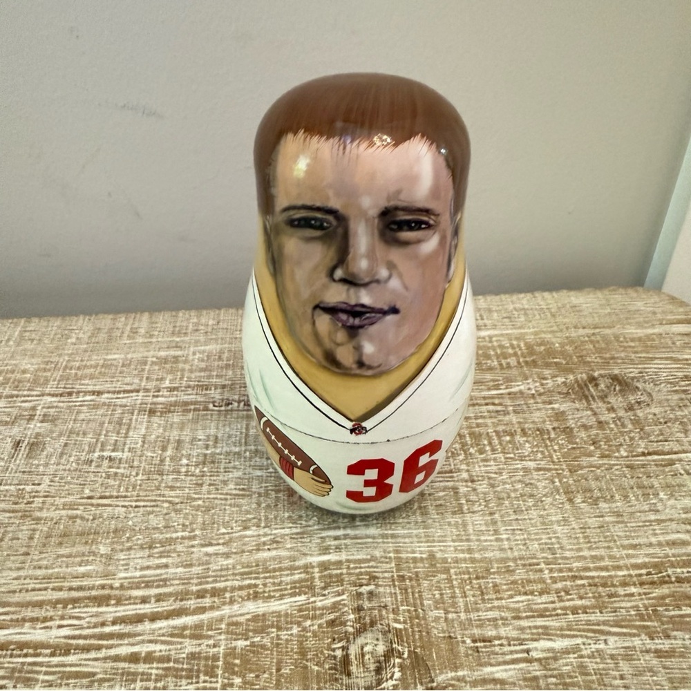 Ohio State Buckeyes Chris Spielman Red and White Nesting Dolls, Set of 3 - Picture 11 of 11